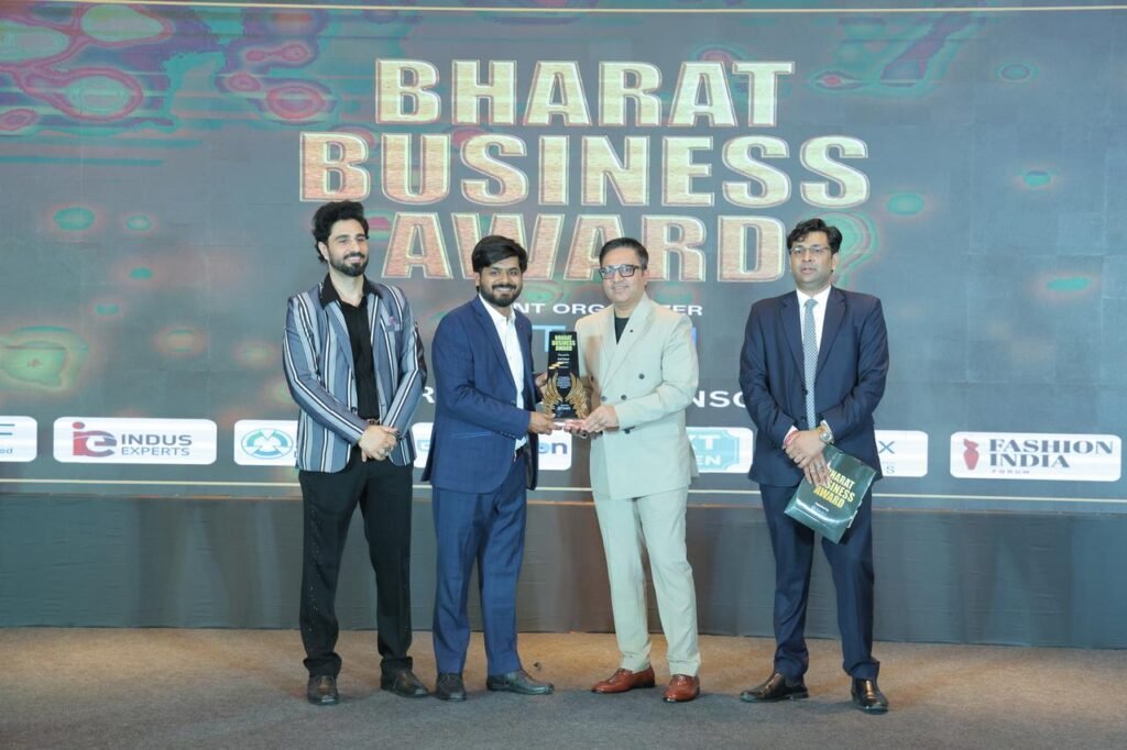 Digital Sampark Wins “Best Marketing Agency” at Bharat Business Awards 2025